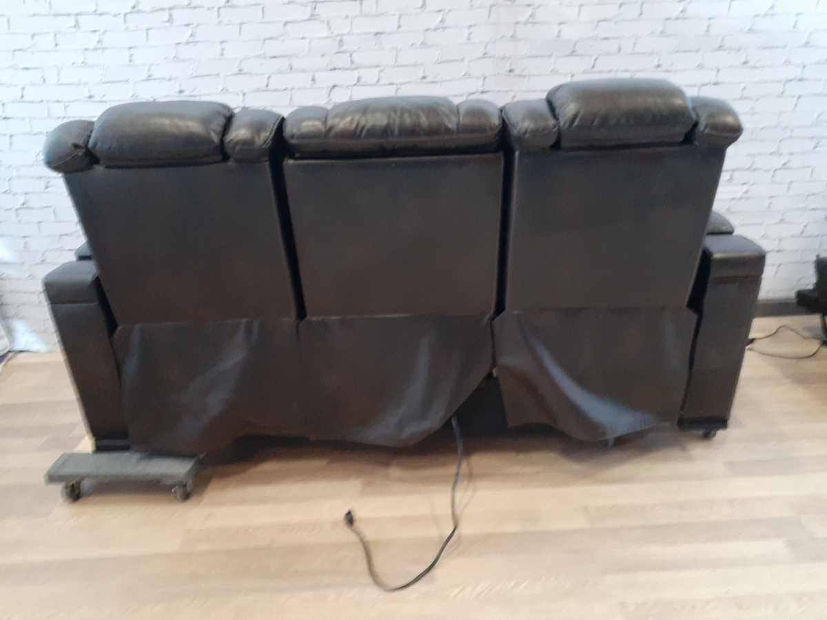 Warnerton Power Reclining Sofa with Adjustable Headrest - Gallery Image 11